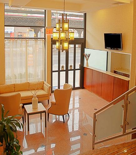 Best Western Plus Arena Hotel Ню Йорк Екстериор снимка